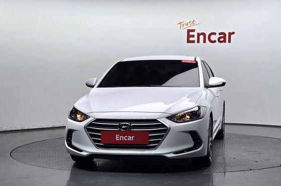 Hyundai AVANTE 1.6 GDI Value Plus — пробег 32 871 км — фото 3 из 5