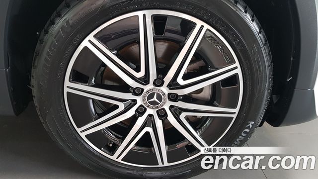 Mercedes-Benz EQB EQB300 4MATIC AMG Line — пробег 23 221 км — фото 5 из 5