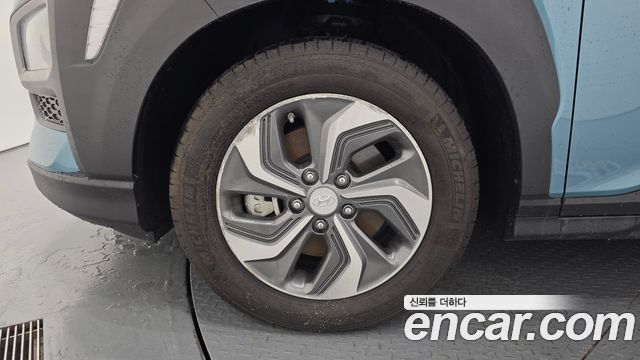 Hyundai Kona из Кореи Encar