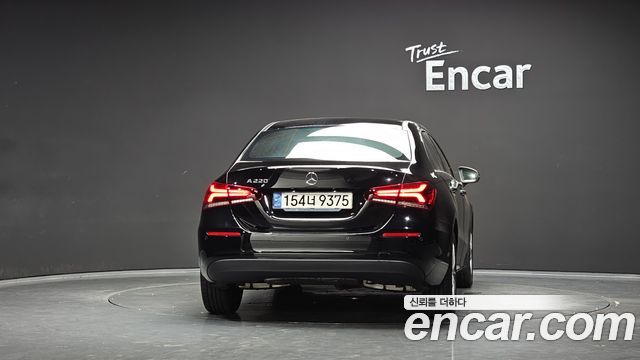 Mercedes-Benz A-Class из Кореи Encar