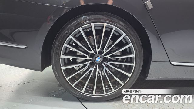 BMW 7-Series из Кореи Encar