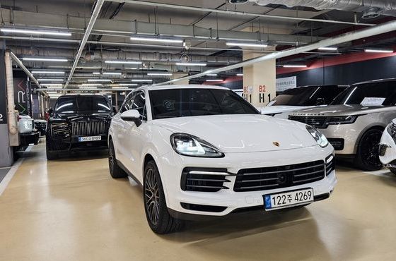 Porsche Cayenne 3.0 — пробег 54 500 км — фото 2 из 5