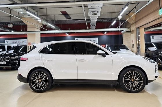 Porsche Cayenne 3.0 — пробег 54 500 км — фото 3 из 5