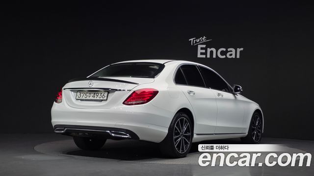 Mercedes-Benz C-Class из Кореи Encar