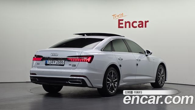 Audi A6 45 TFSI Quattro Premium — пробег 129 073 км — фото 2 из 5