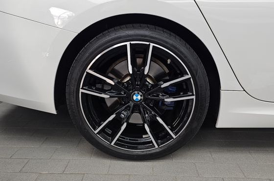 BMW 3-Series M340i xDrive Touring — пробег 62 321 км — фото 5 из 5