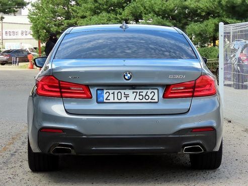 BMW 5-Series 530i xDrive M Sport Package Plus — пробег 73 040 км — фото 4 из 5