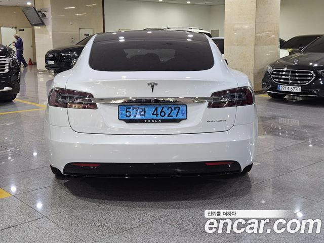 Tesla Model S из Кореи Encar