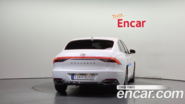 Hyundai Grandeur из Кореи Encar