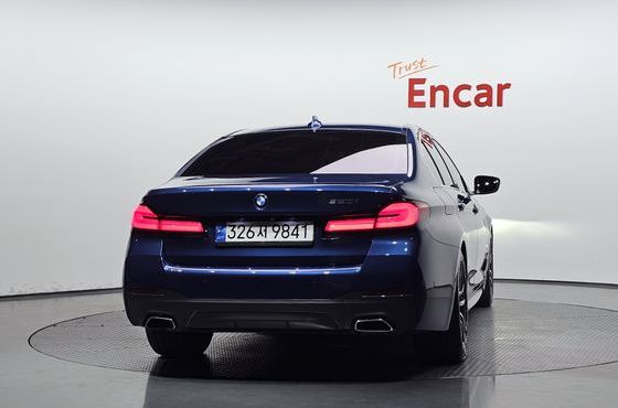 BMW 5-Series 520i M Sport — пробег 78 962 км — фото 4 из 5
