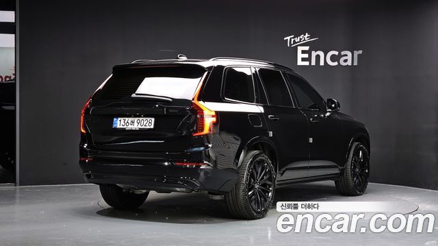 Volvo XC90 B6 Black Edition — пробег 3 864 км — фото 2 из 5