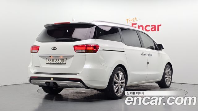 Kia Carnival из Кореи Encar
