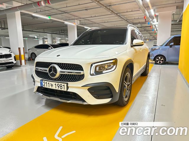 Mercedes-Benz GLB-Class GLB250 4MATIC — пробег 45 000 км — фото 2 из 5