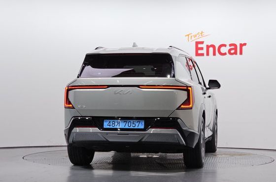 Kia EV5 Long Range 2WD Earth — пробег 2 872 км — фото 4 из 5