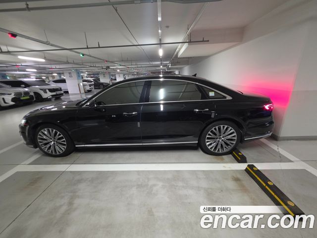 Audi A8 60 TFSI Quattro LWB — пробег 87 759 км — фото 4 из 5