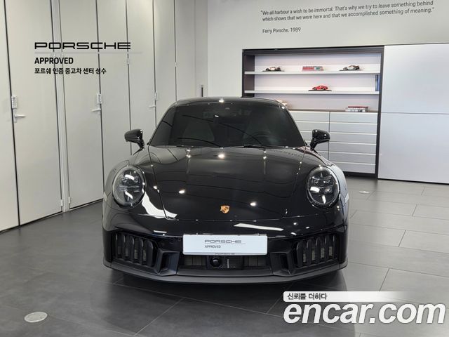 Porsche 911 Carrera 4 GTS — пробег 330 км — фото 3 из 5