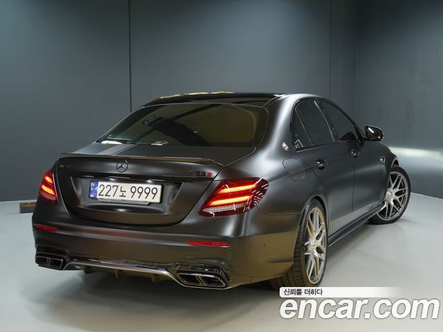 Mercedes-Benz E-Class E63 AMG 4MATIC+ — пробег 67 530 км — фото 3 из 5
