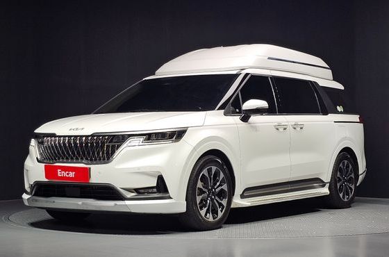 Kia Carnival Gasoline 9-Seater Hi-Limousine Signature — пробег 75 036 км — фото 1 из 5