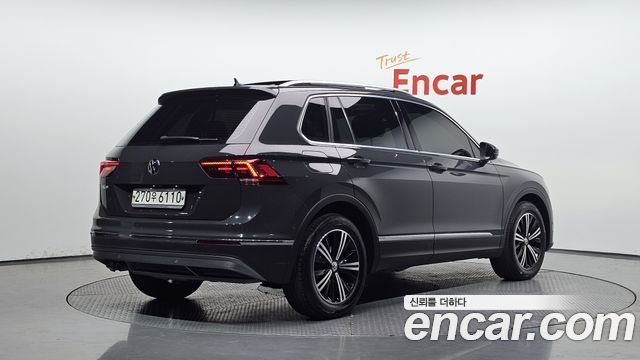 Volkswagen Tiguan 2.0 TDI Prestige — пробег 80 977 км — фото 2 из 5
