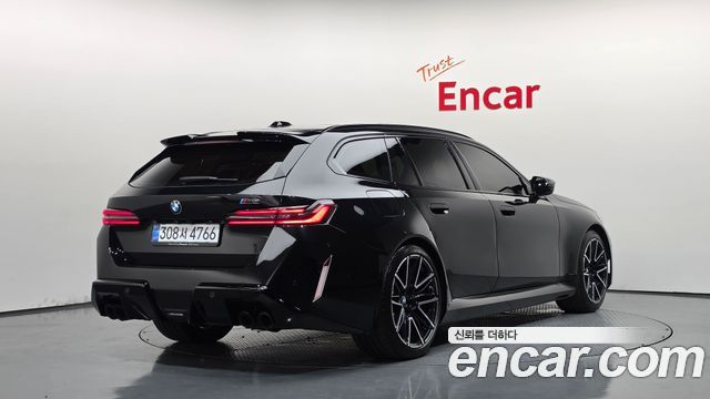 BMW M5 M5 Touring — пробег 5 550 км — фото 2 из 5