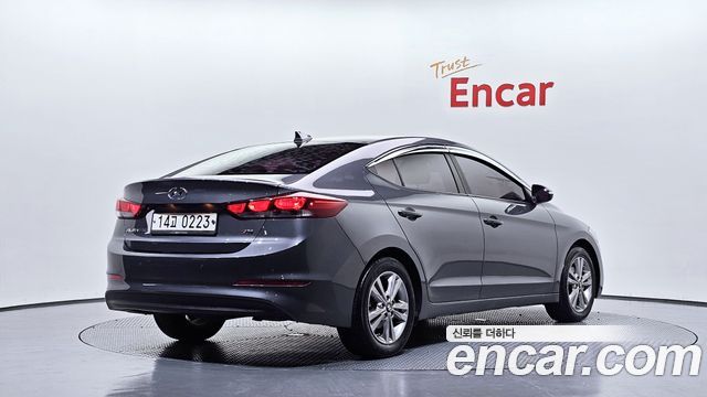 Hyundai AVANTE из Кореи Encar