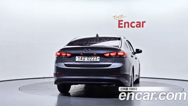 Hyundai AVANTE из Кореи Encar