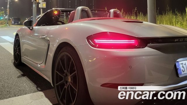 Porsche 718 4.0 GTS — пробег 22 000 км — фото 4 из 5