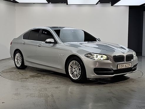 BMW 5-Series 520d — пробег 131 000 км — фото 2 из 5