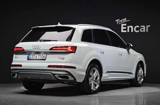 Audi Q7 45 TDI Quattro Premium — пробег 105 971 км — фото 2 из 5
