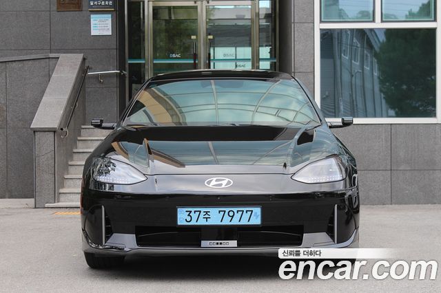 Hyundai Ioniq6 Long Range AWD Prestige — пробег 33 000 км — фото 2 из 5
