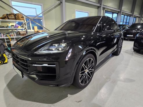 Porsche Cayenne 3.0 E-Hybrid Coupe — пробег 4 071 км — фото 1 из 5