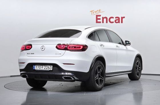 Mercedes-Benz GLC-Class GCL300 4MATIC Coupe — пробег 76 543 км — фото 2 из 5