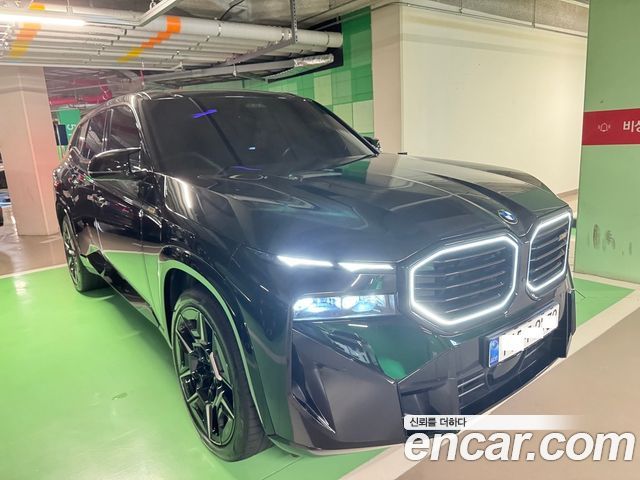 BMW XM 4.4 — пробег 14 987 км — фото 2 из 5