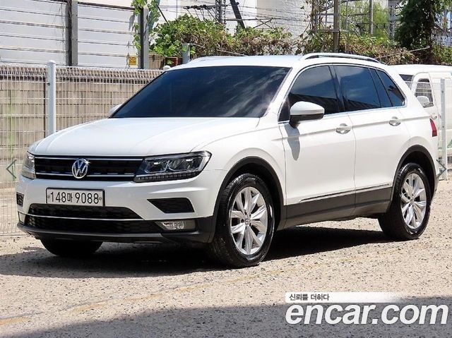Volkswagen Tiguan 2.0 TDI Premium — пробег 91 712 км — фото 2 из 5