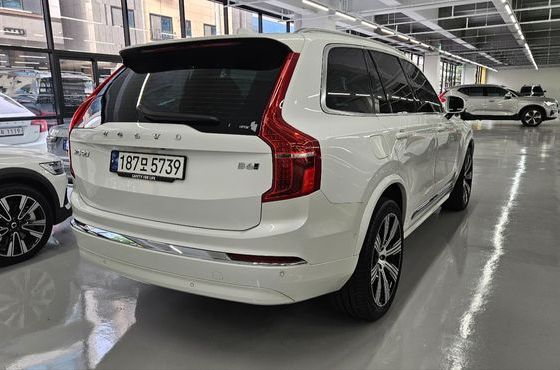 Volvo XC90 B6 Ultimate Bright — пробег 28 844 км — фото 2 из 5
