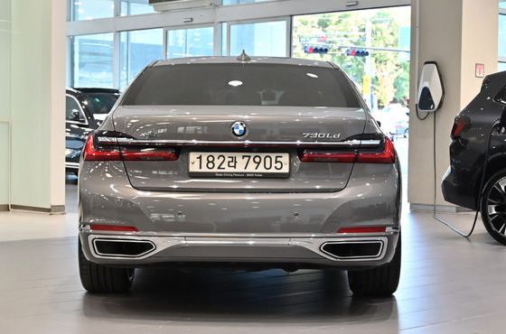 BMW 7-Series 730d xDrive Design Pure Excellence — пробег 75 706 км — фото 3 из 5