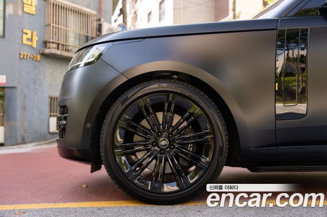 Land Rover Range Rover P530 Autobiography Long Wheel Base — пробег 16 000 км — фото 5 из 5