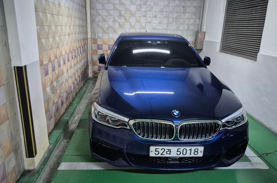 BMW 5-Series 530i M Sport Package — пробег 77 600 км — фото 3 из 5
