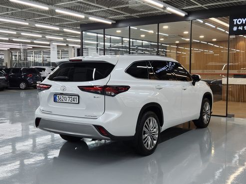 Toyota Highlander 2.5 4WD Platimum — пробег 6 355 км — фото 2 из 5