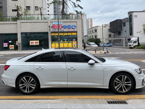 Audi A6 45 TFSI Quattro Premium — пробег 43 000 км — фото 3 из 5