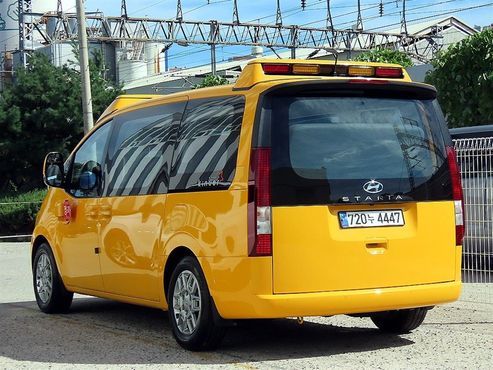 Hyundai Staria L3.5 Kinder Safety Car 15-Seater — пробег 14 532 км — фото 3 из 5