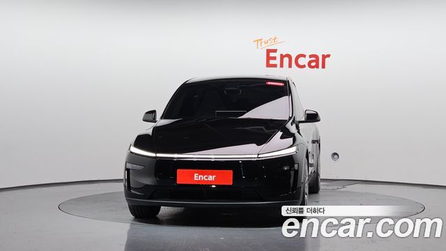 Tesla Model Y L Long Range AWD — пробег 8 684 км — фото 3 из 5