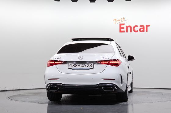 Mercedes-Benz C-Class C300 4MATIC AMG Line — пробег 45 162 км — фото 4 из 5