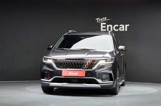 Kia Carnival Diesel 9-Seater Prestige — пробег 67 379 км — фото 3 из 5