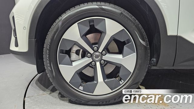Volvo XC40 из Кореи Encar