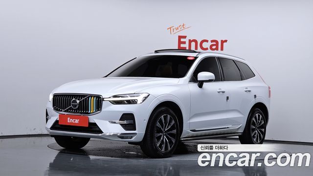 Volvo XC60 B5 Ultimate Bright — пробег 106 364 км — фото 1 из 5