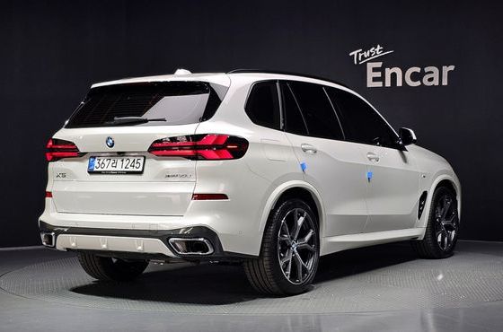 BMW X5 xDrive 30d M Sport — пробег 6 880 км — фото 2 из 5