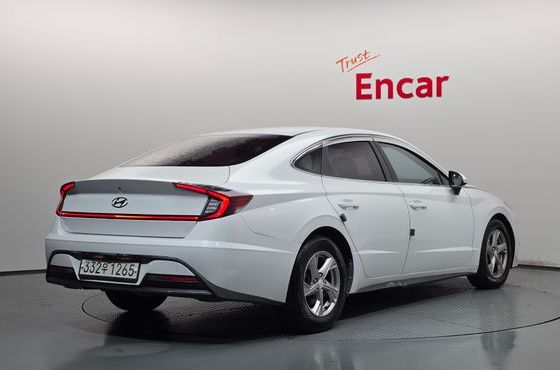 Hyundai Sonata 2.0 Smart — пробег 161 447 км — фото 2 из 5