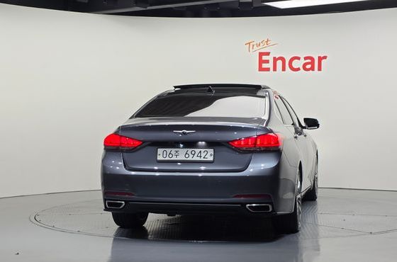 Hyundai Genesis G330 Premium AWD — пробег 209 901 км — фото 4 из 5