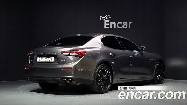 Maserati Ghibli из Кореи Encar